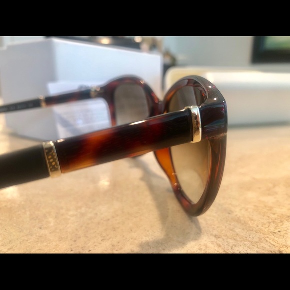 Chloe Tortoise Cat Eye Sunglasses - Picture 3 of 8